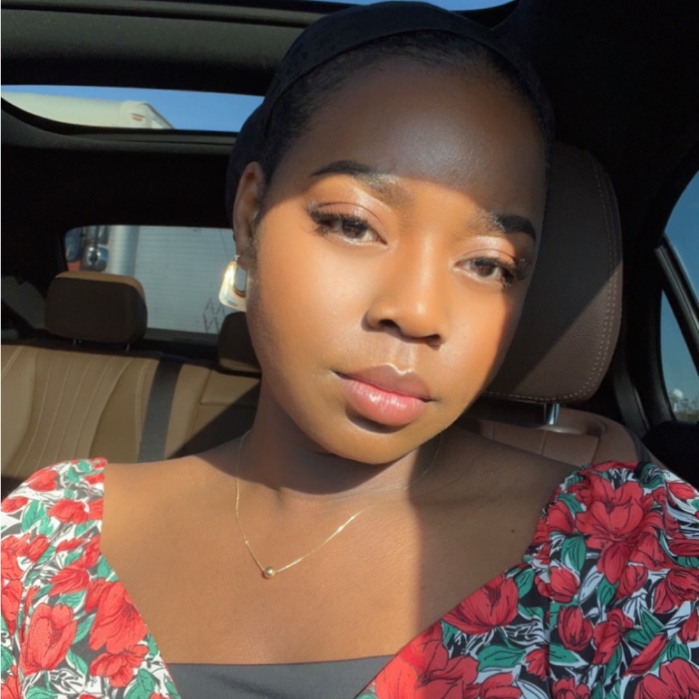 Meet your Posher, Zahra